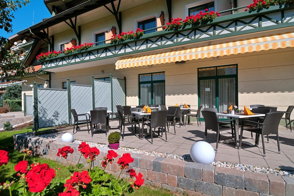 Erlebnis-Hotel-Appartements Latschach ober dem Faakersee Buitenkant foto